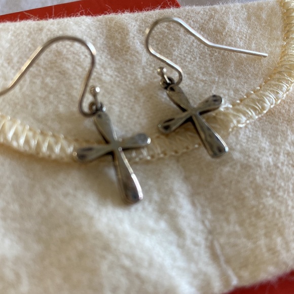 James Avery retired cross earrings - Picture 2 of 3